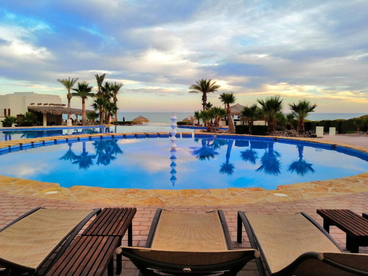 Quiet Beachfront Condo With Pools & Private Beach Пуэрто-Пеньяско Экстерьер фото